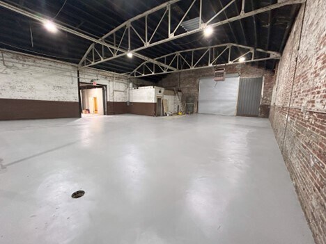 More Photos Of 511 11th St N, Birmingham Warehouse For Lease