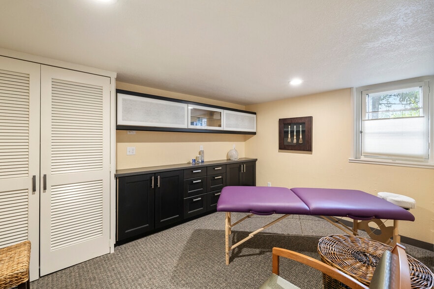 More Photos Of 7303 SW Beaverton Hillsdale Hwy, Portland Medical For Sale