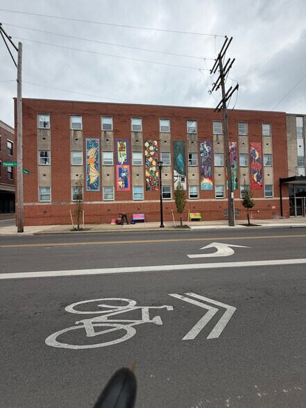 More Photos Of 700 Bryden Rd, Columbus Loft Creative Space For Lease