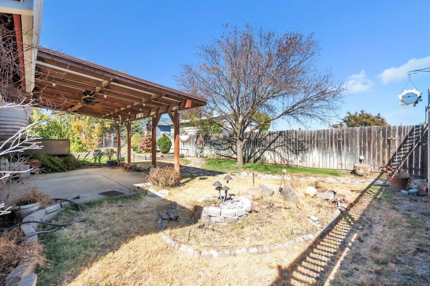 More Photos Of 7028 26th St, Rio Linda Industrial For Sale