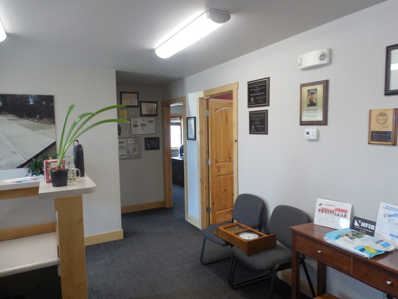 More Photos Of 7875 Black Hawk Rd, Black Hawk Flex For Sale