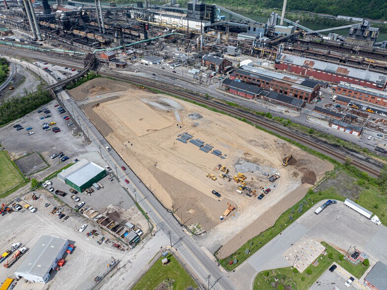 More Photos Of 206 State St, Clairton Industrial For Lease