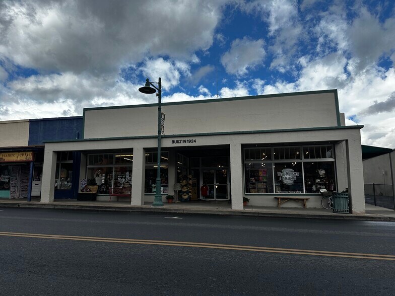 More Photos Of 1020 N Main St, Cottonwood General Retail For Sale
