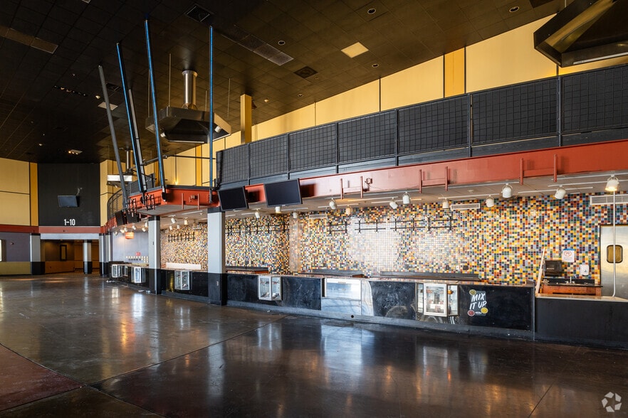 More Photos Of 3930 E Dupont Rd, Fort Wayne Movie Theatre For Sale