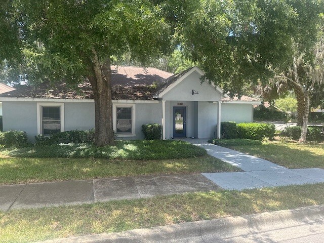 More Photos Of 112 NE Sanchez Ave, Ocala Office For Lease