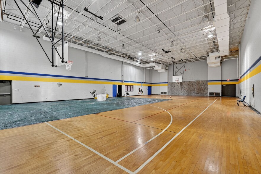 More Photos Of 1918 Mechanicsburg Rd, Springfield Rehabilitation Center For Sale