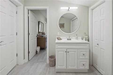 More Photos Of 4 Long Ridge Rd, Redding General Retail For Sale