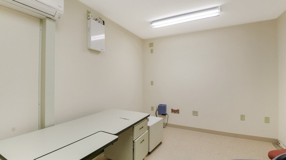 More Photos Of 36328 Main St, Whitehall Medical For Sale