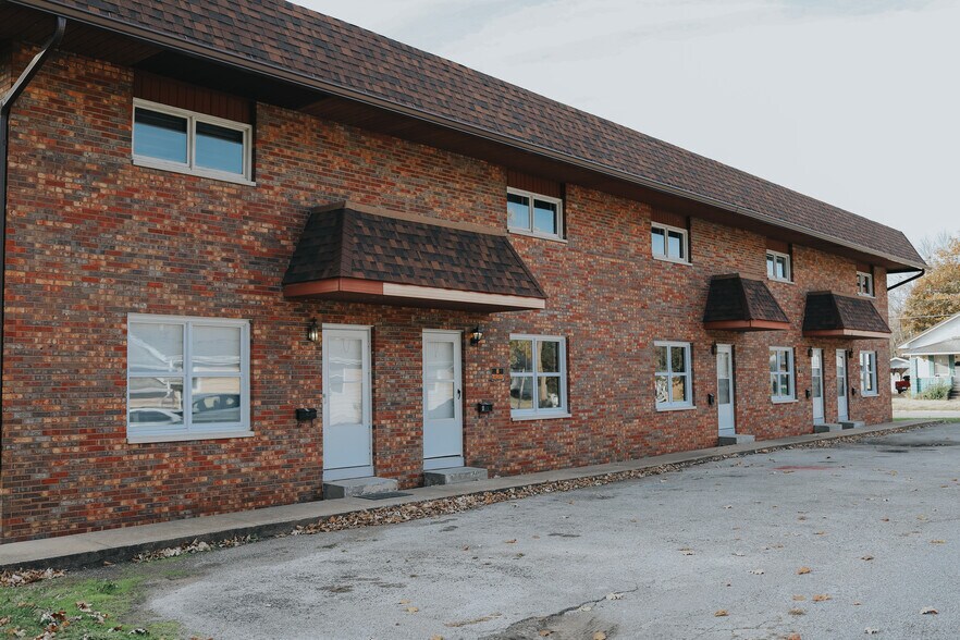 More Photos Of 419 W Main, Du Quoin Multifamily For Sale