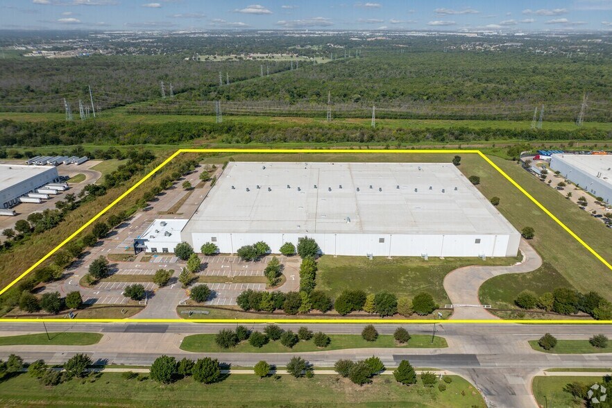 More Photos Of 4715 Mountain Creek Pky, Dallas Manufacturing For Sale