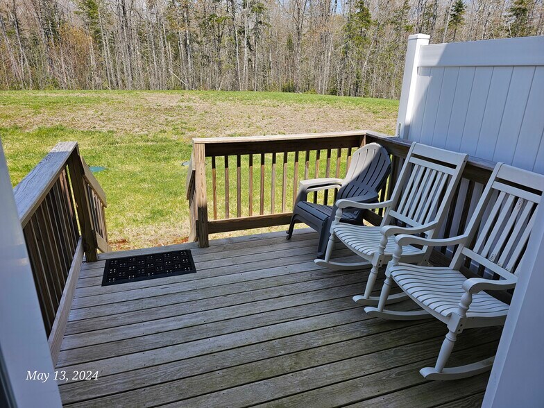 More Photos Of 2 Hunters Way, Trenton Apartments For Sale