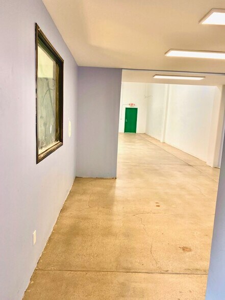 More Photos Of 7574 Trade St, San Diego Research And Development For Lease