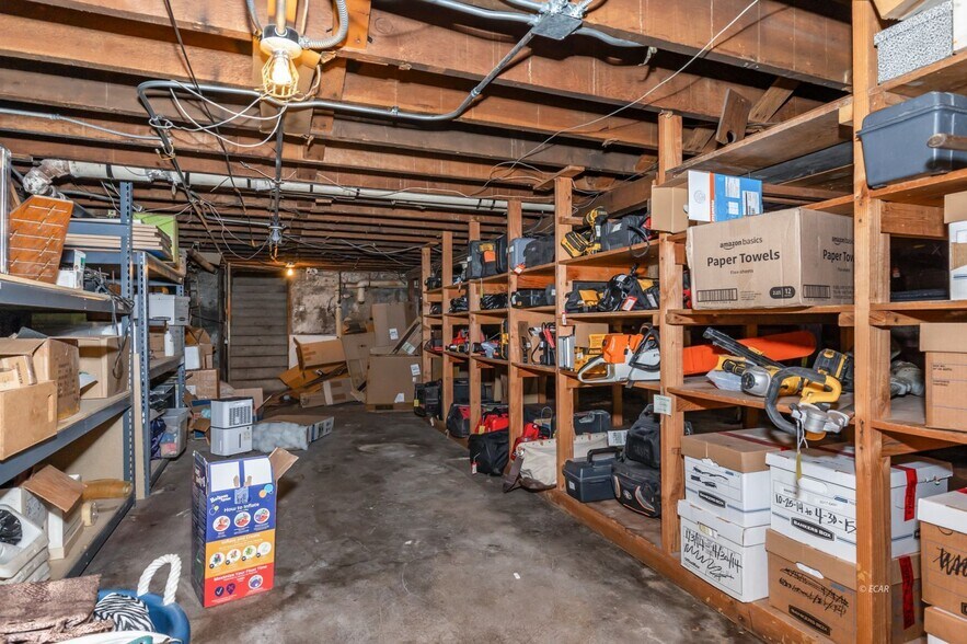 More Photos Of 415 Idaho St, Elko Storefront For Sale