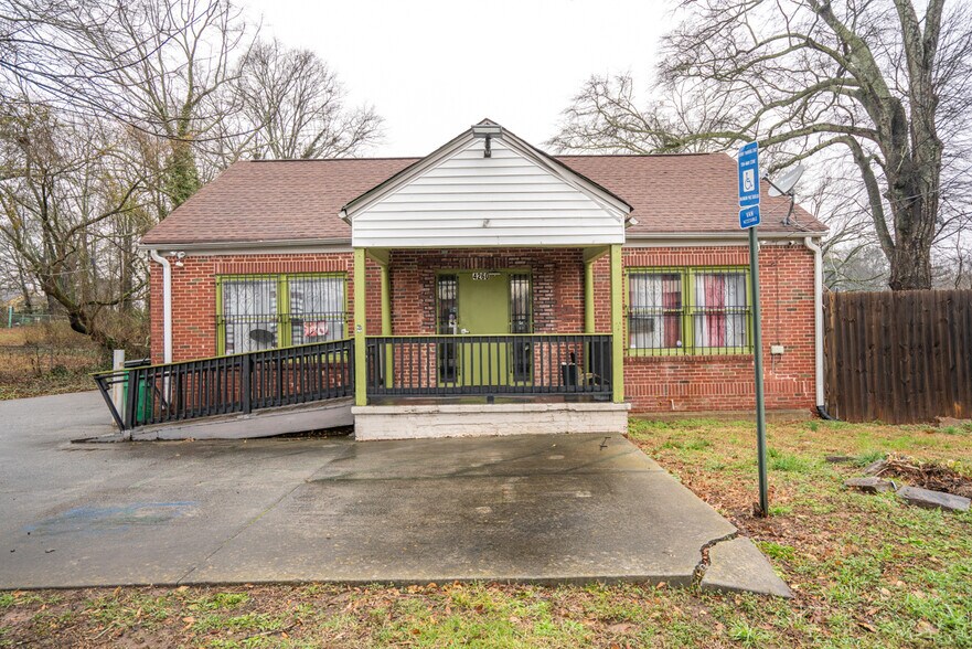 More Photos Of 4260 E Ponce De Leon Ave, Clarkston Freestanding For Lease