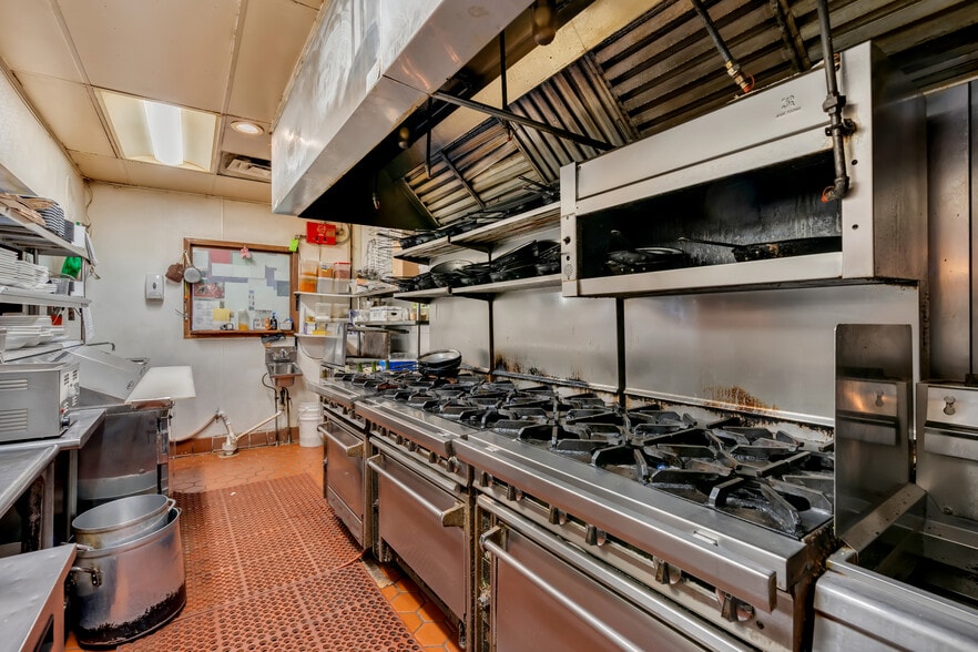 More Photos Of 800-802 Main St, Bradley Beach Restaurant For Sale