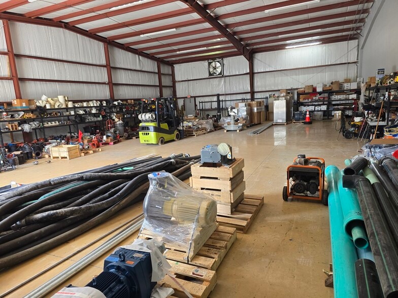 More Photos Of 5605 2nd St W, Lehigh Acres Warehouse For Sale