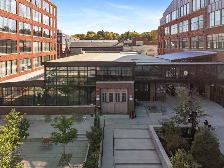 More Photos Of 7514 Thomas Blvd, Pittsburgh Office For Lease