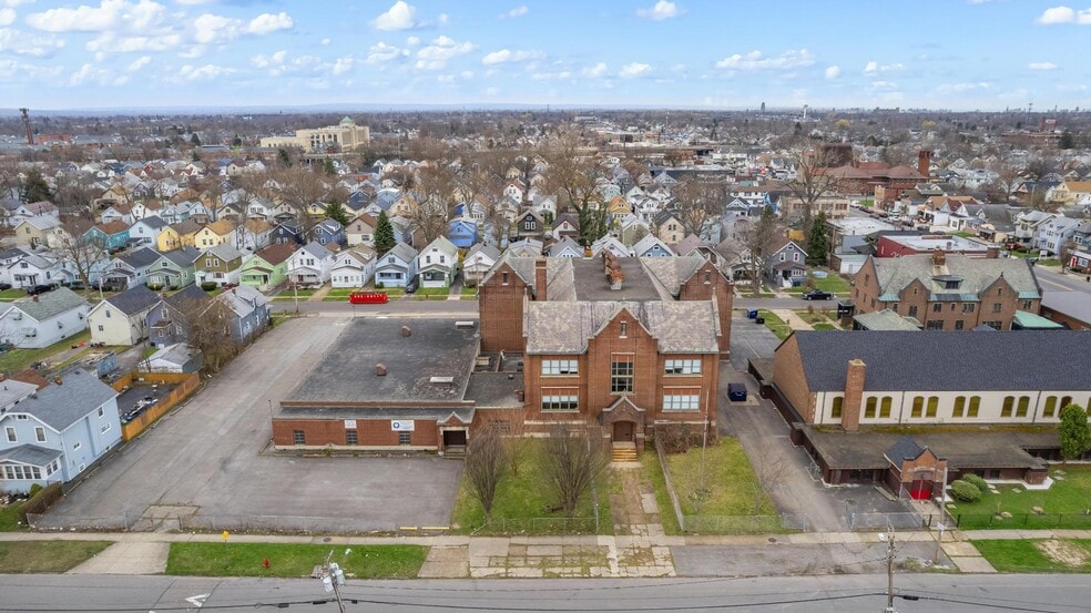 Primary Photo Of 21 Davidson Ave, Buffalo Schools For Sale