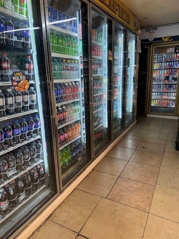 More Photos Of 527 S Sunrise Ave, Madera Freestanding For Sale