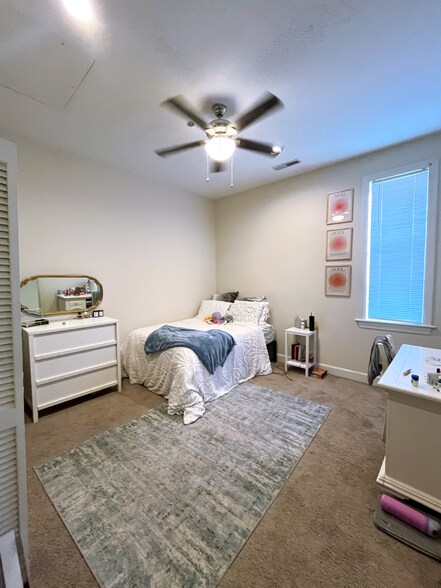 More Photos Of 289-291 King St, Charleston Apartments For Sale