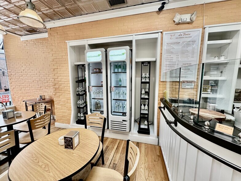 More Photos Of 49 Main St, Westport Storefront Retail Office For Lease