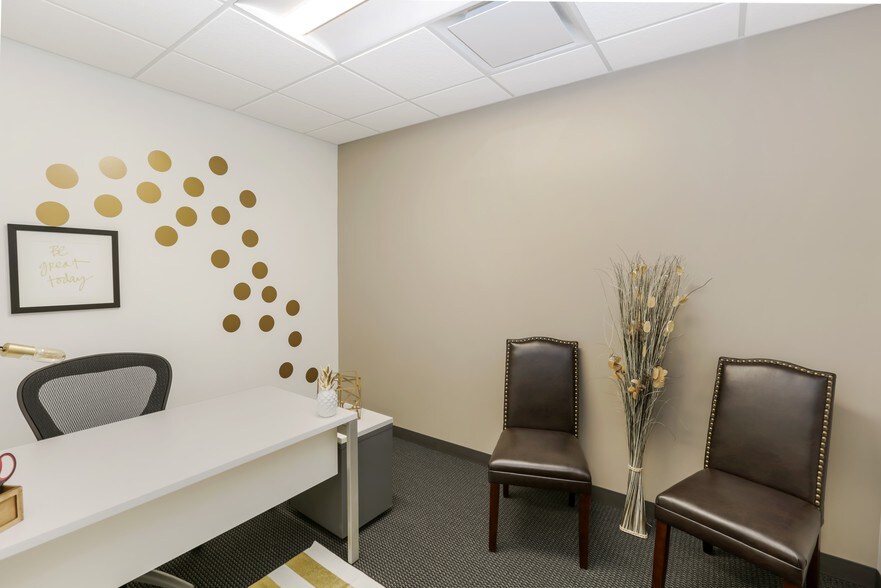 More Photos Of 100 Warren St, Mankato Coworking Space