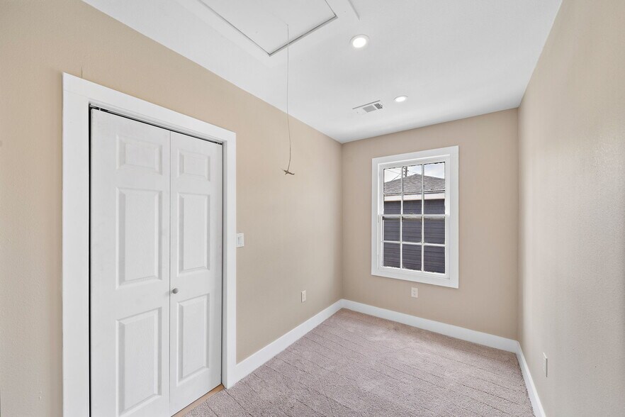More Photos Of 1811 21st St, Galveston Apartments For Sale