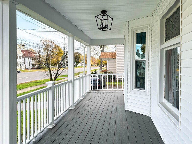 More Photos Of 2505 Genesee St, Utica Medical For Sale