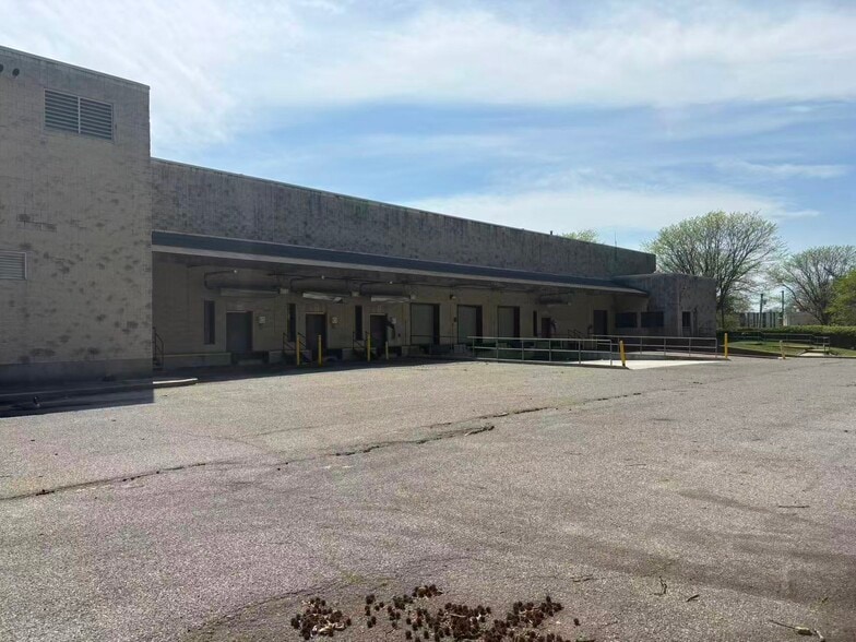 More Photos Of 301 Cuthbert Blvd, Cherry Hill Warehouse For Sale