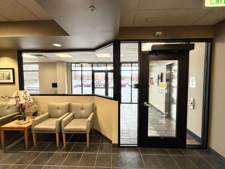 More Photos Of 1301 Poplar Dr, Medford Medical For Lease