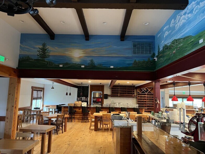 More Photos Of 281 Fernbridge Dr, Fortuna Restaurant For Sale