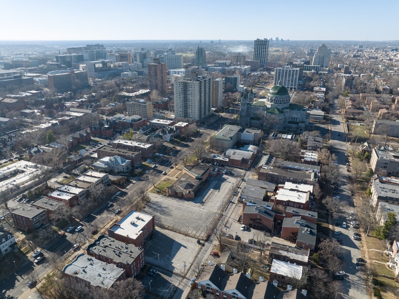 More Photos Of 4359 Lindell Blvd, Saint Louis Office For Sale