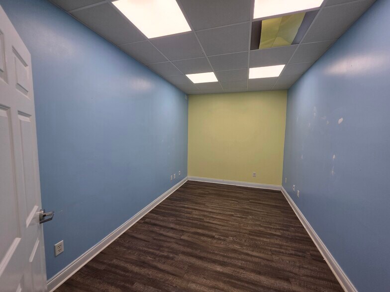 More Photos Of 12220 Panama City Beach Pky, Panama City Beach Office For Lease
