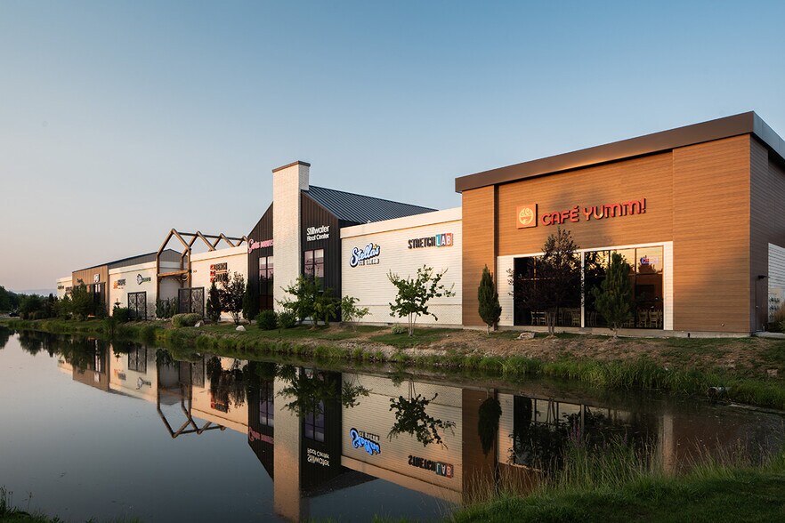 More Photos Of Eagle Rd, Eagle Unknown For Lease