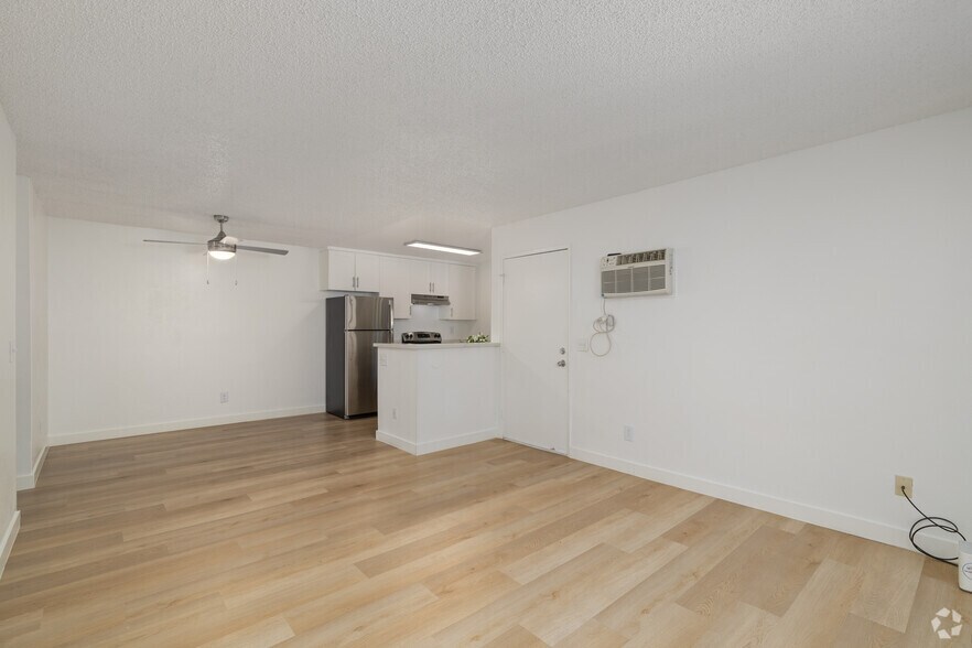 More Photos Of 9360 Creekside Ct, Santee Apartments For Sale