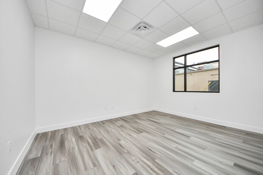 More Photos Of 4807 Sugar Grove Blvd, Stafford Medical For Lease