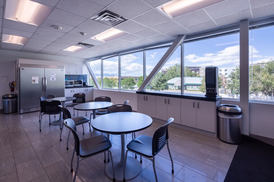 More Photos Of 13751 S Wadsworth Park Dr, Draper Office For Lease