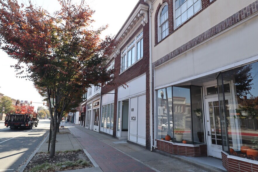 More Photos Of 809 W Broad St, Richmond Office For Lease