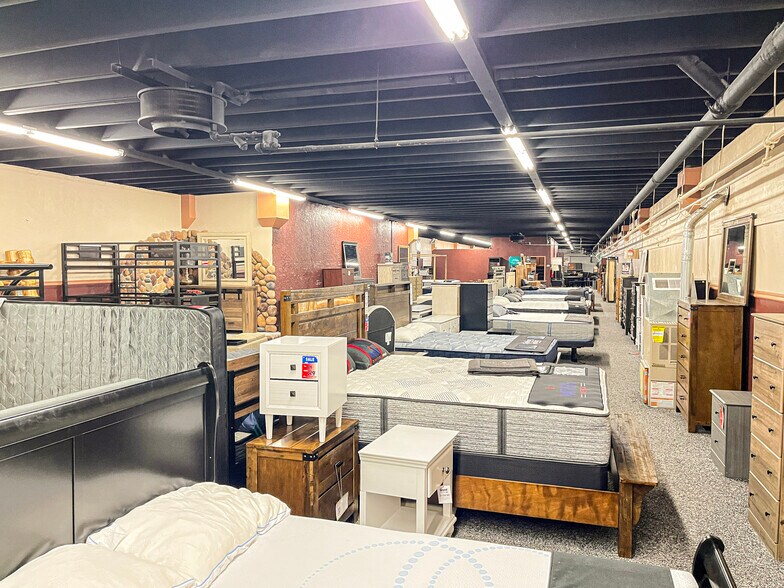 More Photos Of 174 W 200 N, Cedar City General Retail For Sale