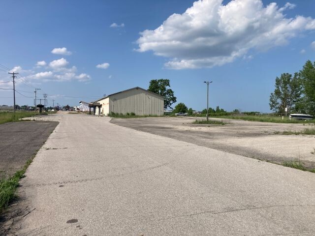 More Photos Of 274 N US Highway 31 S, Traverse City Auto Repair For Sale