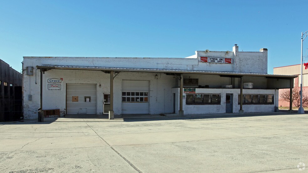 More Photos Of 736 S Main St, Burlington Freestanding For Sale