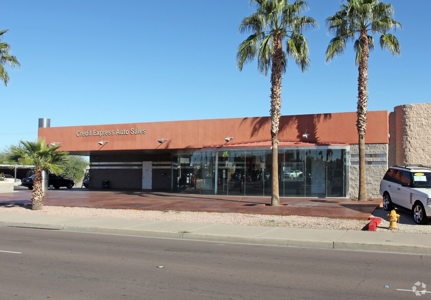 More Photos Of 811 N Scottsdale Rd, Scottsdale Auto Dealership For Lease