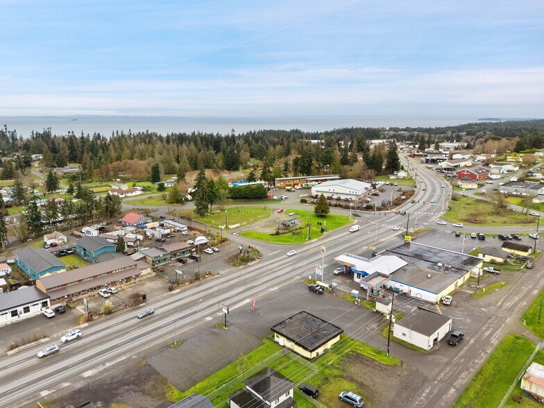 More Photos Of 2938 E Walnut St, Port Angeles Apartments For Sale
