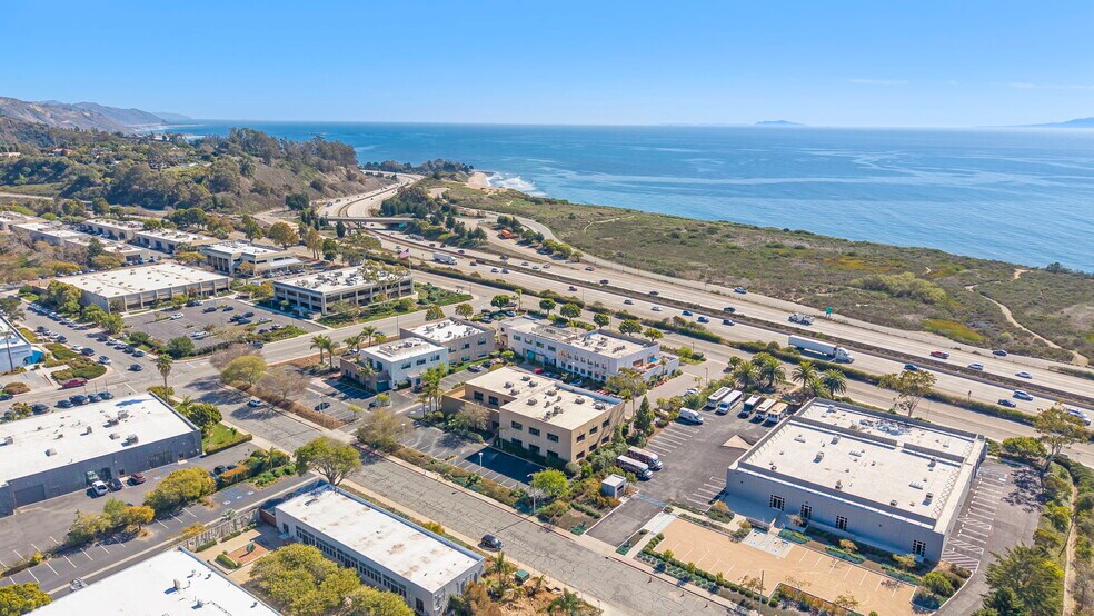 More Photos Of 6398 Cindy Ln, Carpinteria Office For Sale