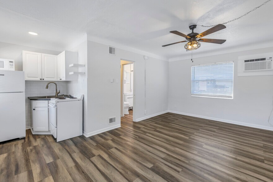 More Photos Of 779 9th Ave N, Saint Petersburg Apartments For Sale