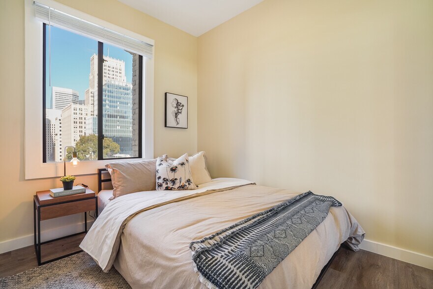 More Photos Of 512-520 Grant Ave, San Francisco Apartments For Sale