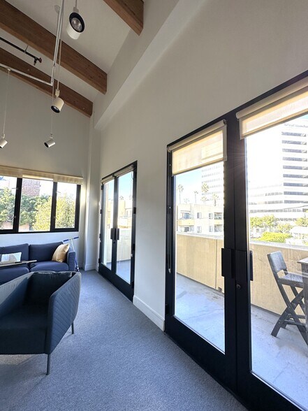 More Photos Of 1149 3rd St, Santa Monica Loft Creative Space For Sale