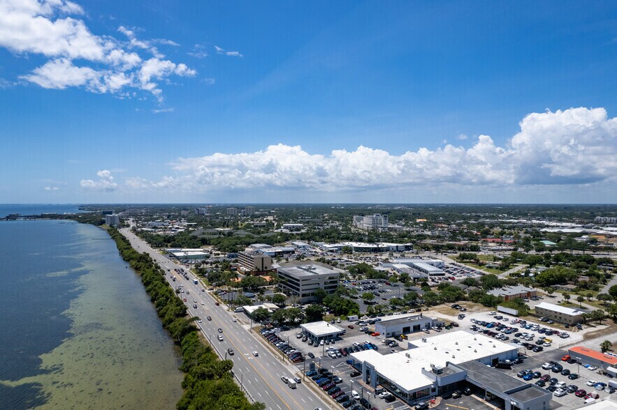 More Photos Of 930 Harper Blvd SW, Melbourne Medical For Lease