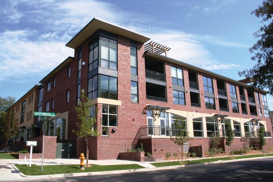 More Photos Of 1950 W Littleton Blvd, Littleton Loft Creative Space For Sale