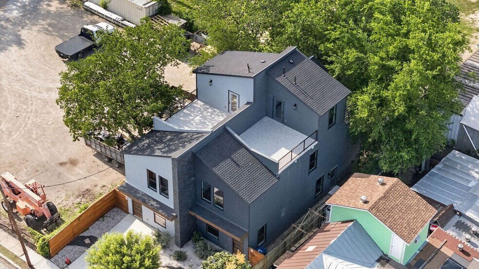 More Photos Of 125 Dashiell St, San Antonio Multifamily For Sale